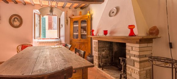 2 bedrooms Apartment in Montepulciano, Italy No. 52846 3