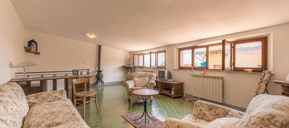 2 bedrooms Apartment in Montepulciano, Italy No. 52846 11