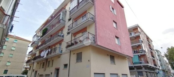 2-salle Appartement à Albisola Superiore, Italy No. 170820 9