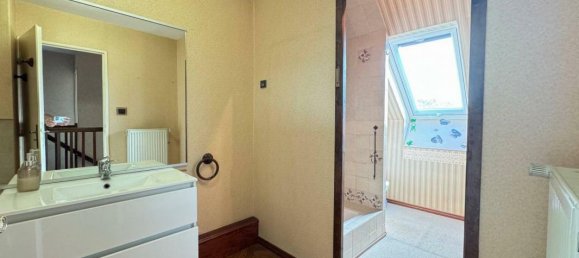 3 Schlafzimmer Haus in Plobsheim, France, Nr. 218406 12