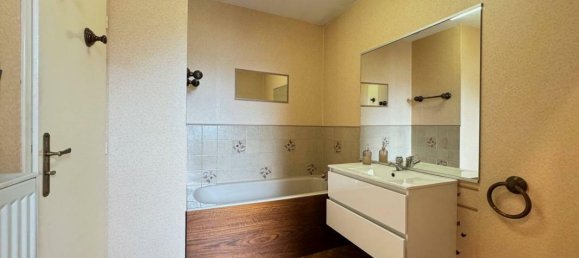 3 Schlafzimmer Haus in Plobsheim, France, Nr. 218406 13