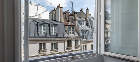 Studio in Paris, France No. 281083 12