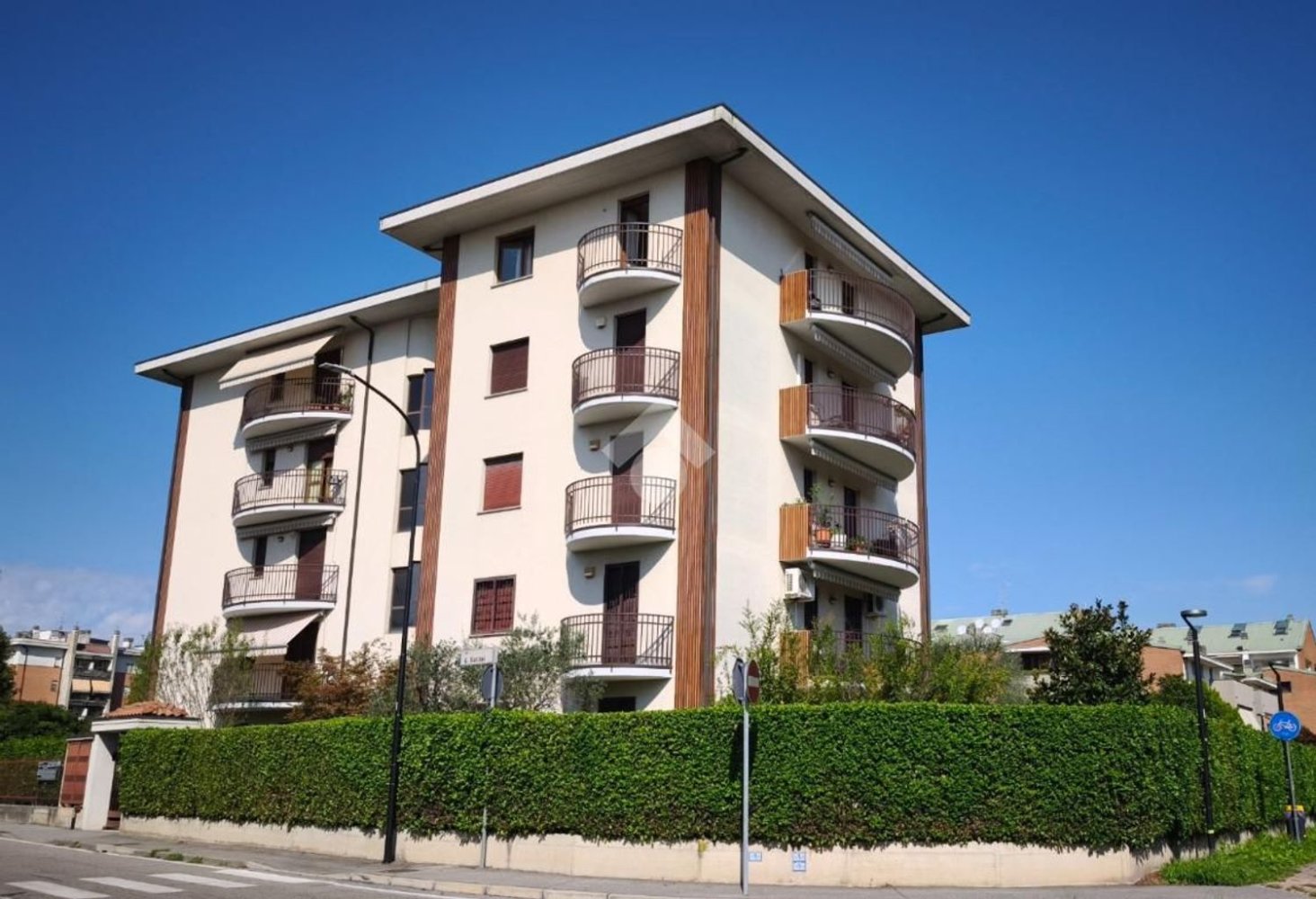 3 غرف نوم شقة في Cormano, Italy رقم 382278