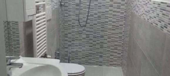 5-Zimmer Wohnung in Modena, Italy, Nr. 28367 24