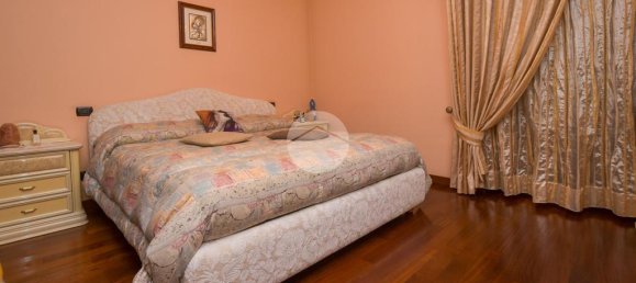 Villa T3 em Giaveno, Italy N.º 322137 22
