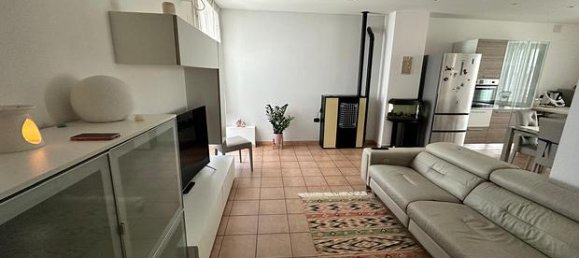 5 rooms Apartment in Nuoro, Italy No. 264479 3
