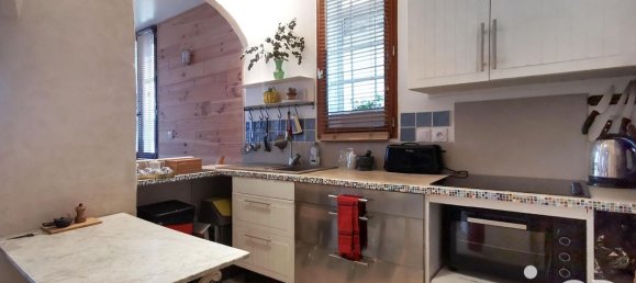 1 bedroom Apartment in Montreuil, France No. 325925 5