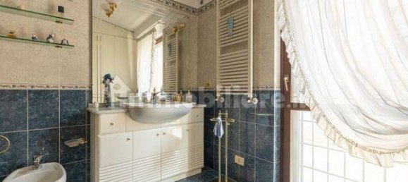 3 bedrooms House in Rome, Italy No. 117885 18