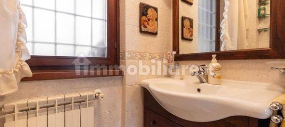 3 bedrooms House in Rome, Italy No. 117885 28