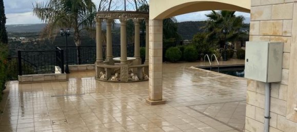 5 bedrooms Villa in Limassol, Cyprus No. 35525 4