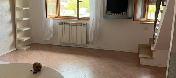 Дуплекс с 2 комнатами в Монтериджони, Италия № 229122 2