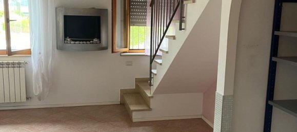 Дуплекс с 2 комнатами в Монтериджони, Италия № 229122 7