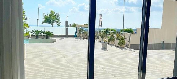 5 bedrooms Villa in San Miguel de Salinas, Spain No. 16441 5