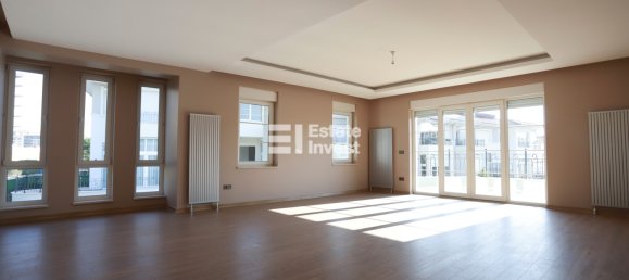 Villa 7+2 in Istanbul, Turkey No. 25998 6