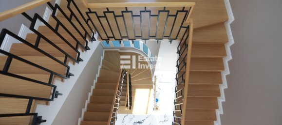 Villa 7+2 in Istanbul, Turkey No. 25998 5