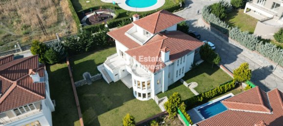 Villa 7+2 in Istanbul, Turkey No. 25998 2