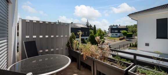 4-Zimmer Doppelhaus in Hochtaunuskreis, Germany, Nr. 286037 2