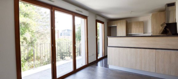 2 غرف نوم شقة في Bezons, France رقم 327752 7