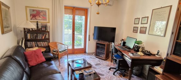3 rooms Apartment in Frascati, Italy No. 202199 4