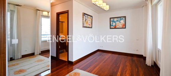 5 bedrooms Duplex in Santander, Spain No. 140603 3
