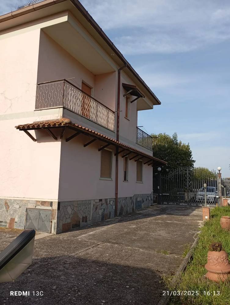 5 rooms Villa in Colleferro, Italy No. 122074