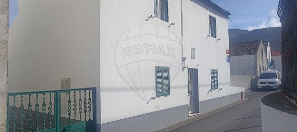 Casa de 3 dormitorios en Ponta Delgada, Portugal No. 46760 2