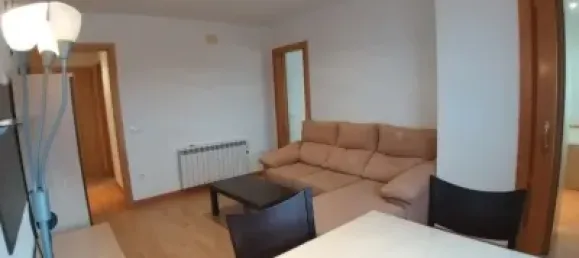 Apartamento de 2 dormitorios en Badajoz, Spain No. 180072 3