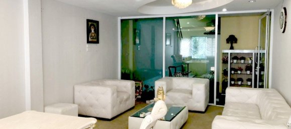 1 bedroom Commercial property in Pattaya, Thailand No. 297 5