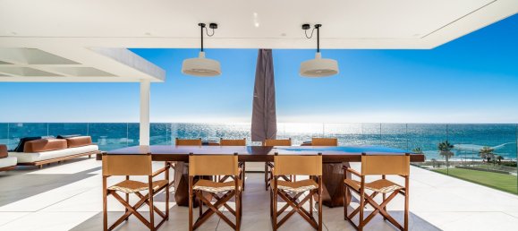 4 bedrooms Penthouse in Estepona, Spain No. 4669 30