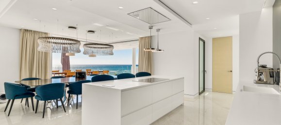 4 bedrooms Penthouse in Estepona, Spain No. 4669 9