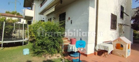 Квартира с 6 спальнями в Каррара, Италия № 46306 3