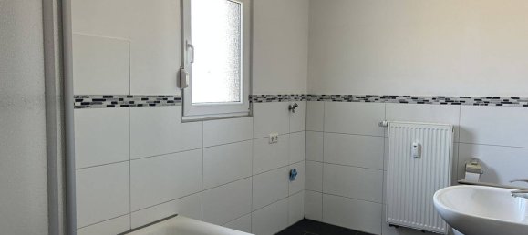 Таунхаус с 6 комнатами в Минден-Люббекке, Германия № 270249 6