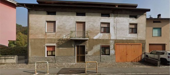 4 rooms Apartment in Malegno, Italy No. 338445 10