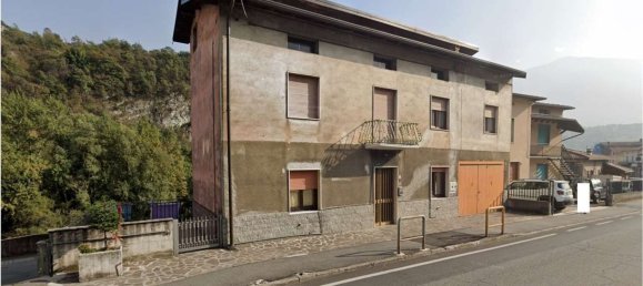 4 rooms Apartment in Malegno, Italy No. 338445 12