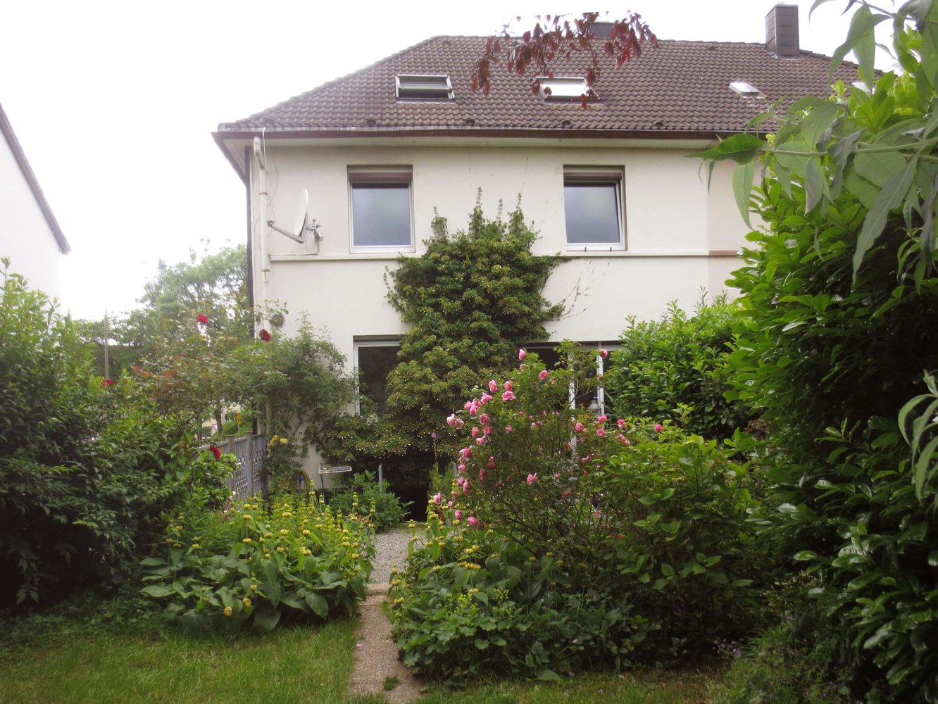 5 bedrooms Townhouse in Mettmann, Germany No. 181502