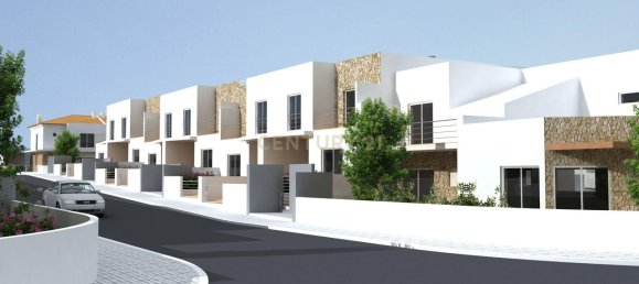 153m² Land in Sesimbra, Portugal No. 75677 3