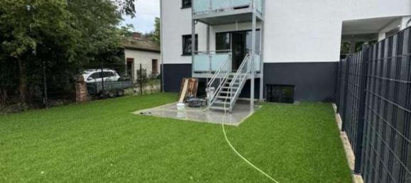 3 bedrooms Apartment in Worms, Germany No. 22587 2