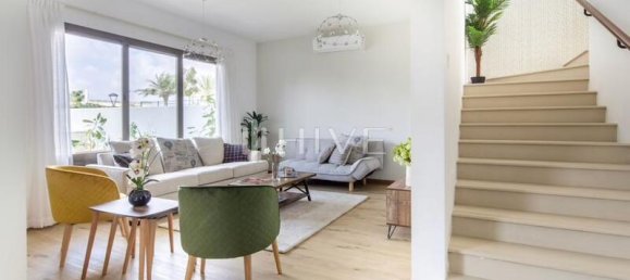 Adosado de 3 dormitorios en Town Square, UAE No. 95628 5