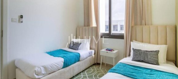 Adosado de 3 dormitorios en Town Square, UAE No. 95628 12