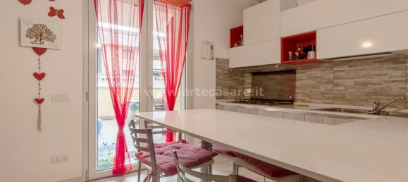 3غرفة شقة في Saronno, Italy رقم 334218 5