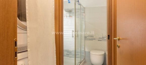 3غرفة شقة في Saronno, Italy رقم 334218 14