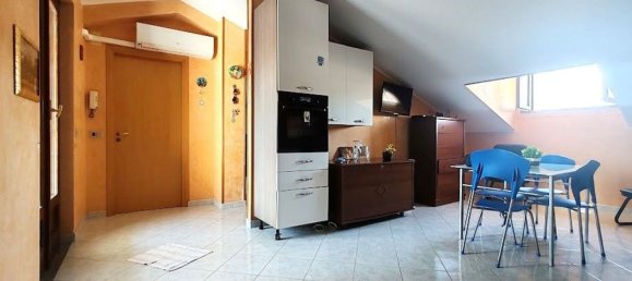 Apartamento de 3 divisões em Aci Catena, Italy N.º 278353 5