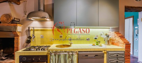 Apartamento de 3 dormitorios en Pescia, Italy No. 313077 20
