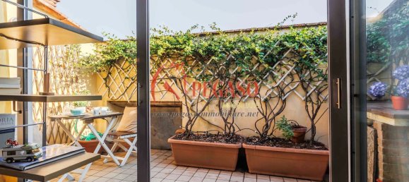 Apartamento de 3 dormitorios en Pescia, Italy No. 313077 8