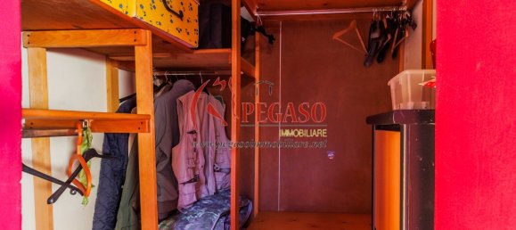 Apartamento de 3 dormitorios en Pescia, Italy No. 313077 35