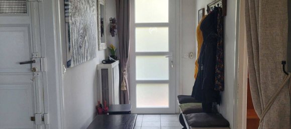 Casa de 3 dormitorios en Argenteuil, France No. 327753 4