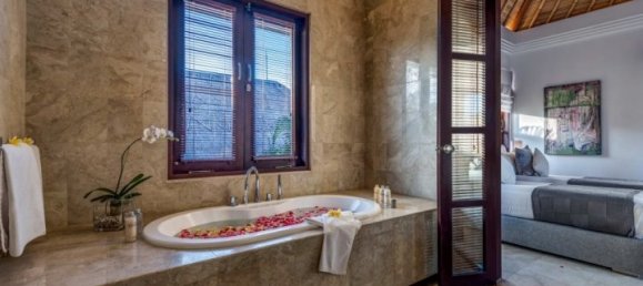 4 Schlafzimmer Villa in Seminyak, Indonesia, Nr. 2969 18