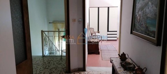 3 bedrooms House in Carrara, Italy No. 45689 16