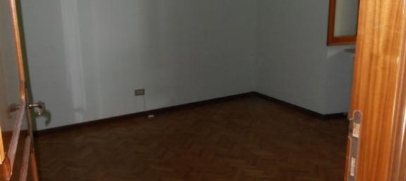 Casa de 8 habitaciónes en Ripatransone, Italy No. 174447 9