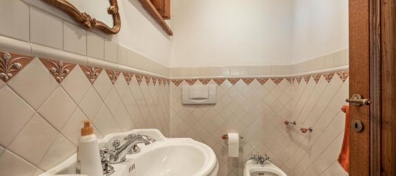 Casa de 4 dormitorios en Città della Pieve, Italy No. 57394 9